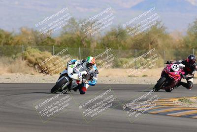 media/Nov-05-2022-SoCal Trackdays (Sat) [[f8d9b725ab]]/Turn 2 (1120am)/